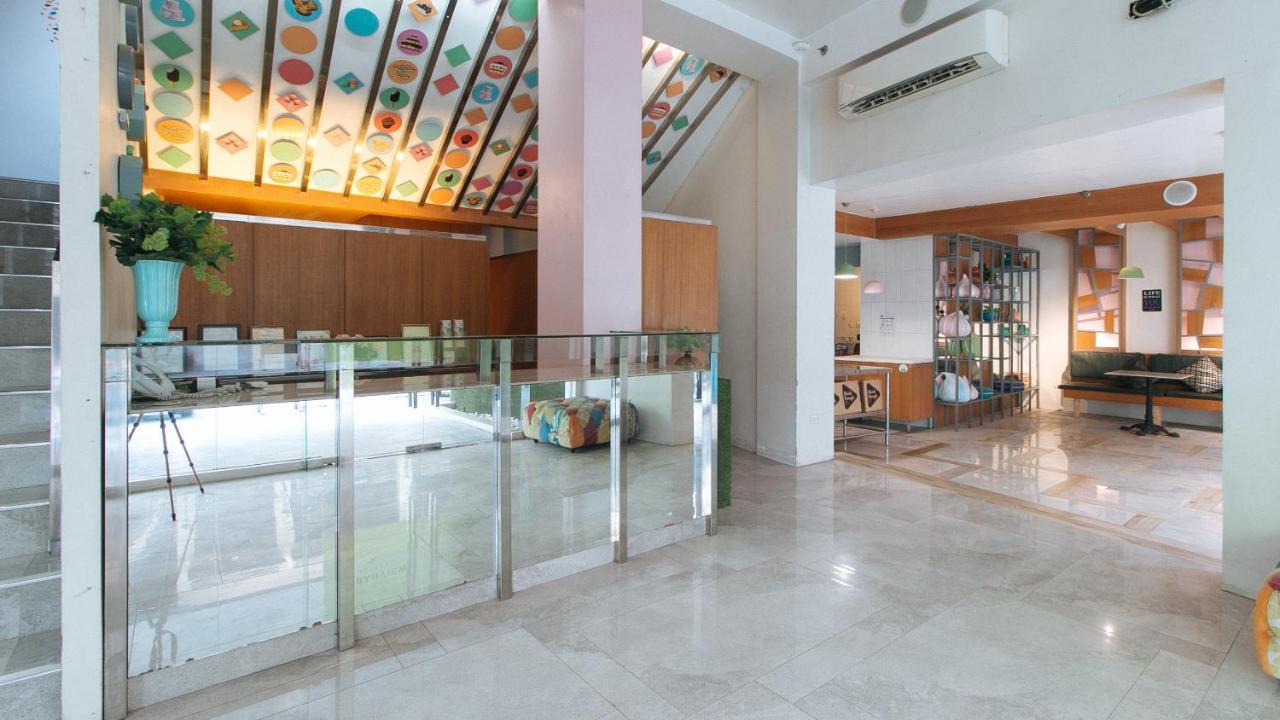 Urbanview At Lacson Street Bacolod City By Reddoorz Dış mekan fotoğraf