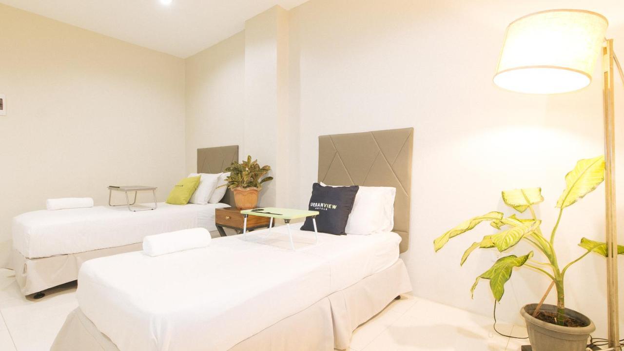 Urbanview At Lacson Street Bacolod City By Reddoorz Dış mekan fotoğraf